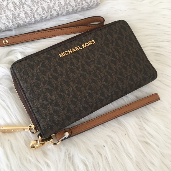 Last1✨Michael Kors jet set Large flat phone wallet - Picture 4 of 8